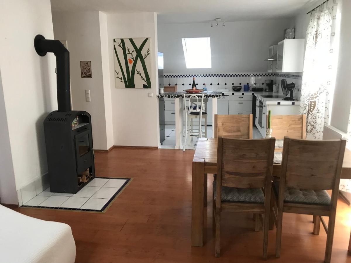 Schoene Ferienwohnung Im Voralpenland Pfaffing Esterno foto